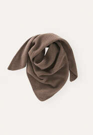 Knitted triangle scarf, Washed brown, webstill