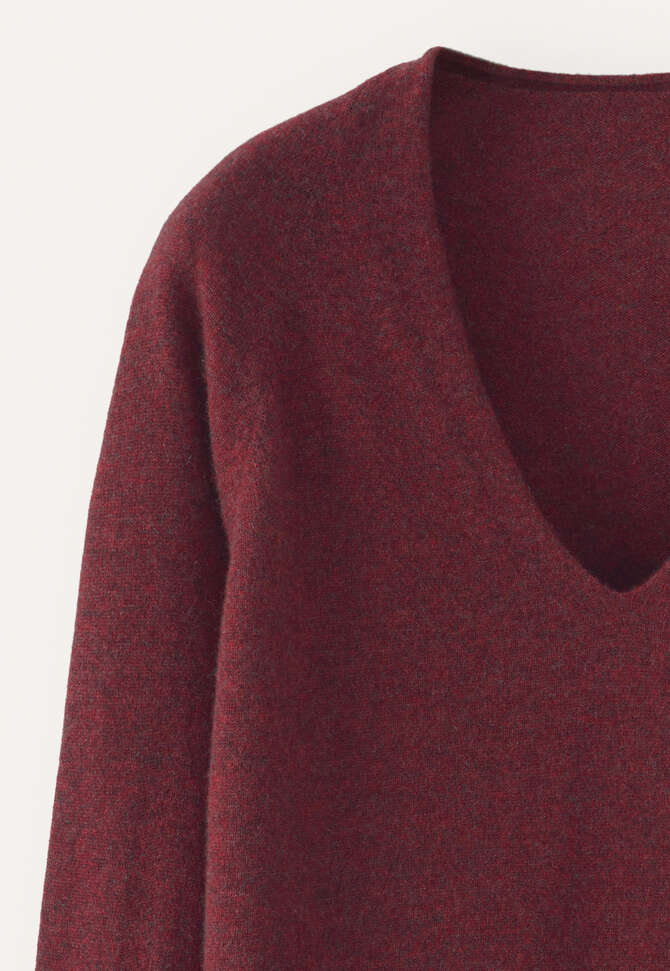 V-neck sweater, Cranberry, completeTheLook