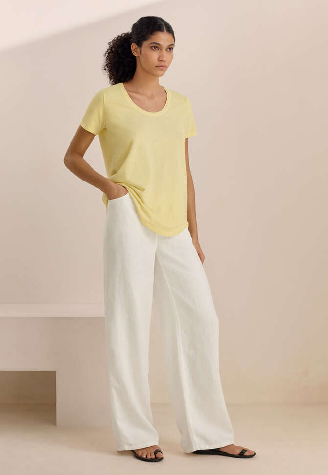 Scoop-neck T-shirt, Pale lemon, completeTheLook