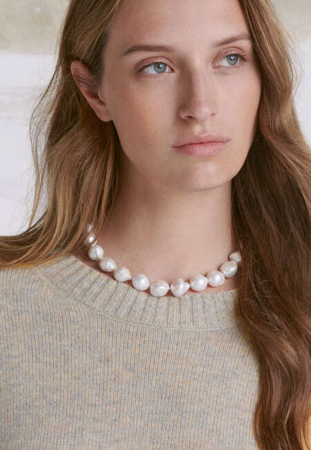 Pearl necklace, Gold pearl, completeTheLook