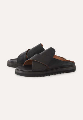 Cross-front sandals, Black leather, webstill