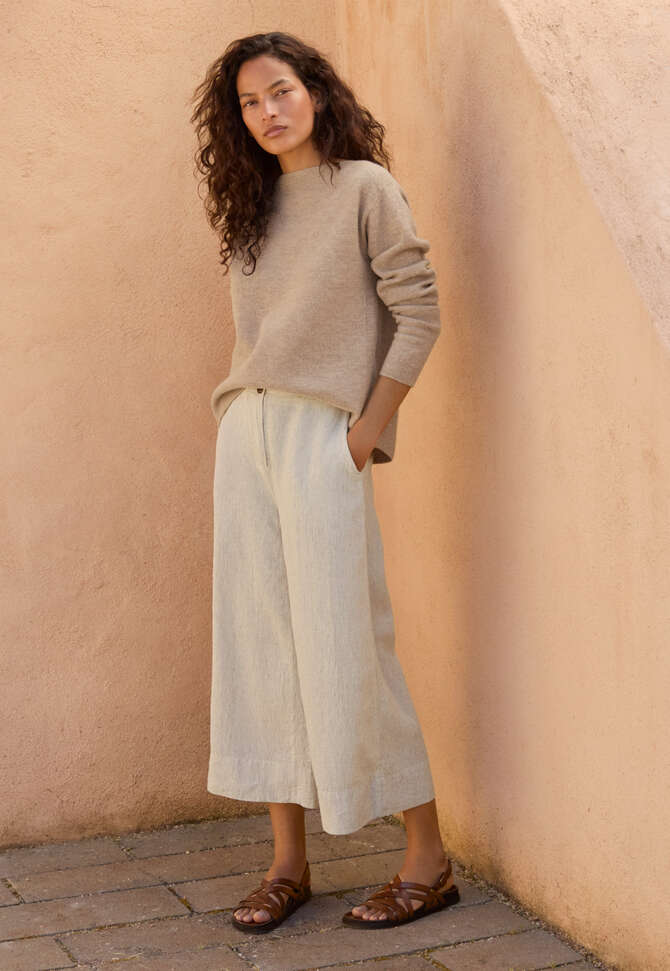 Boxy sweater, Fawn, completeTheLook