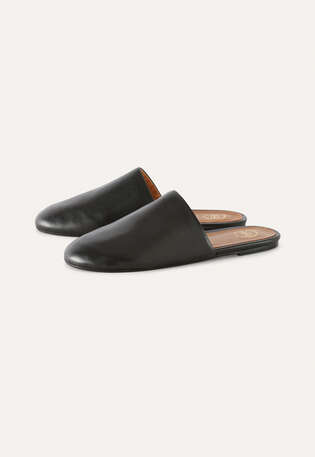 Mules, Black, webstill