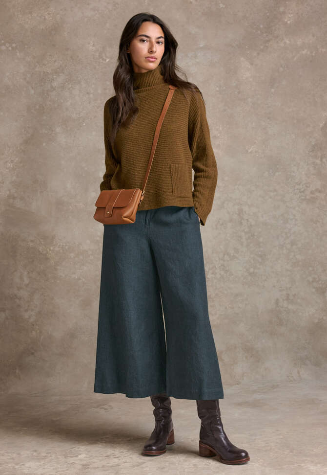 Dolman-sleeve sweater, Bronze, completeTheLook