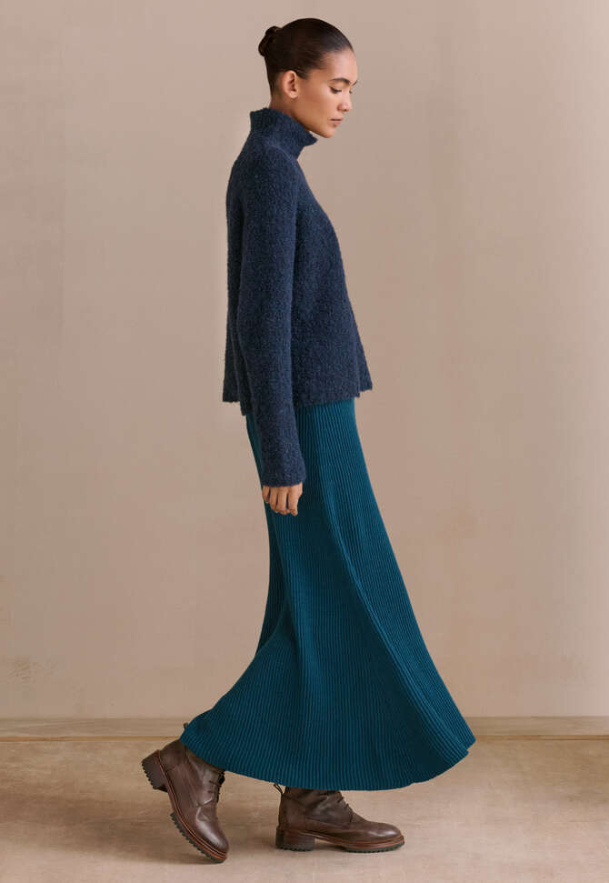 Knitted skirt, Dark teal, completeTheLook