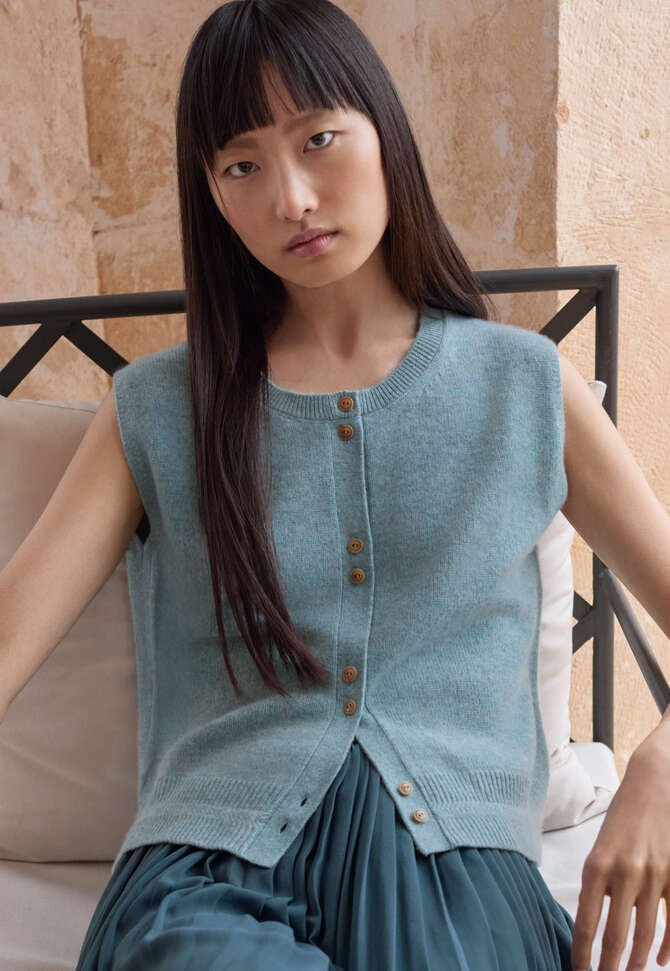 Sleeveless sweater, Aqua, completeTheLook