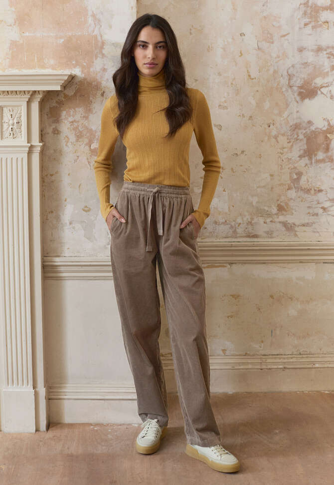 Elasticated trousers, Taupe brown, completeTheLook