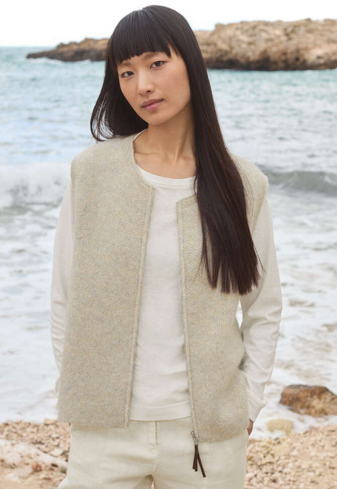 Knitted gilet, Natural stone, completeTheLook