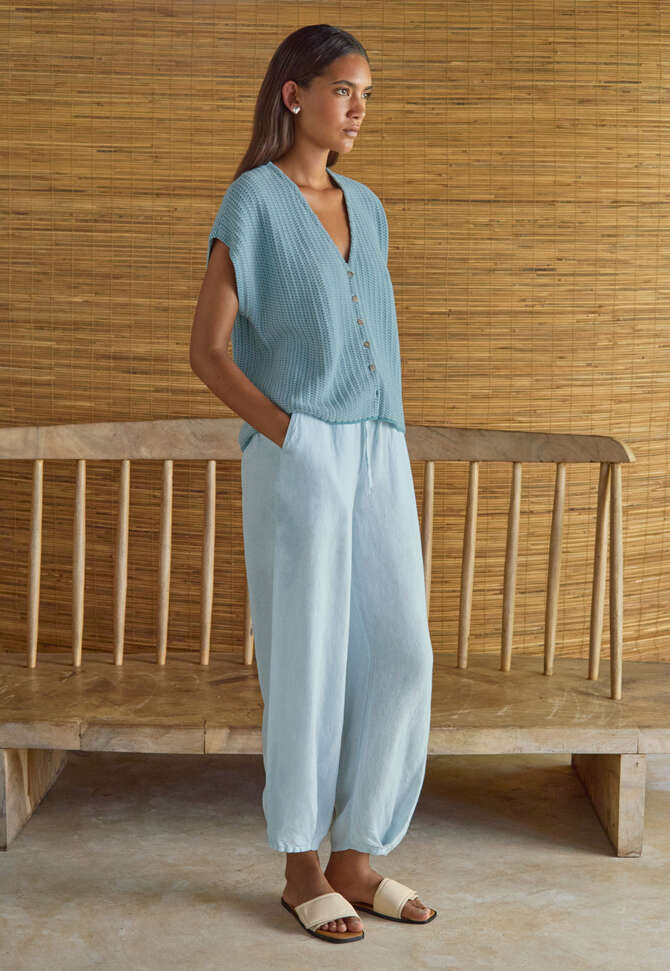 Pull-on tapered trousers, Pale chambray, completeTheLook
