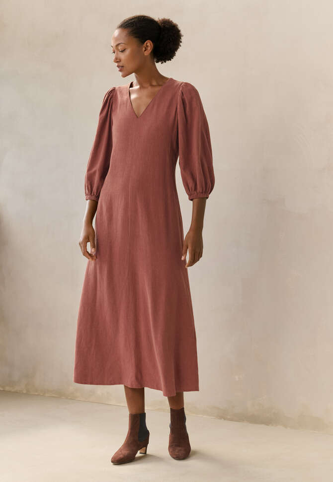 Long v-neck dress, Blush, completeTheLook