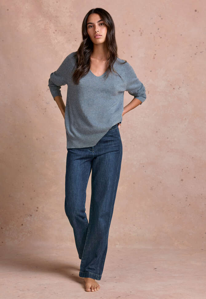 V-neck sweater, Frosted petrol, completeTheLook