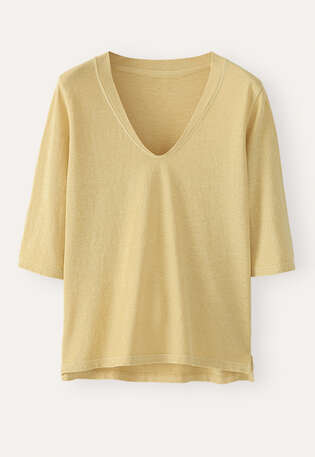 V-neck T-shirt, Butter yellow, webstill