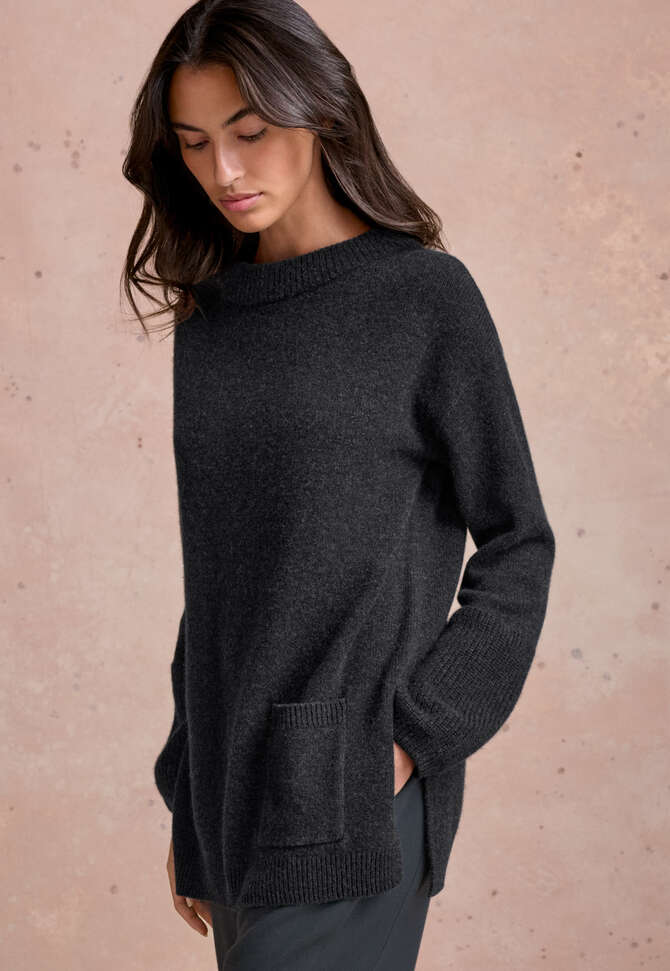 Patch-pocket sweater, Charcoal, completeTheLook