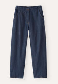 Indigo-dyed jeans, Dark rinse wash, webstill