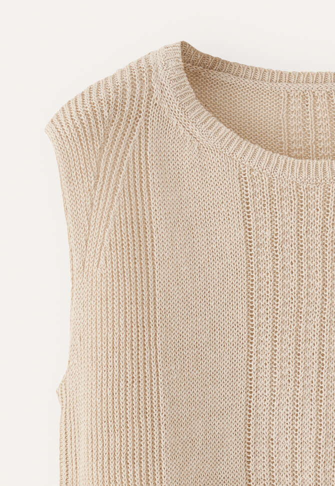 Sleeveless sweater, Pale sand, completeTheLook
