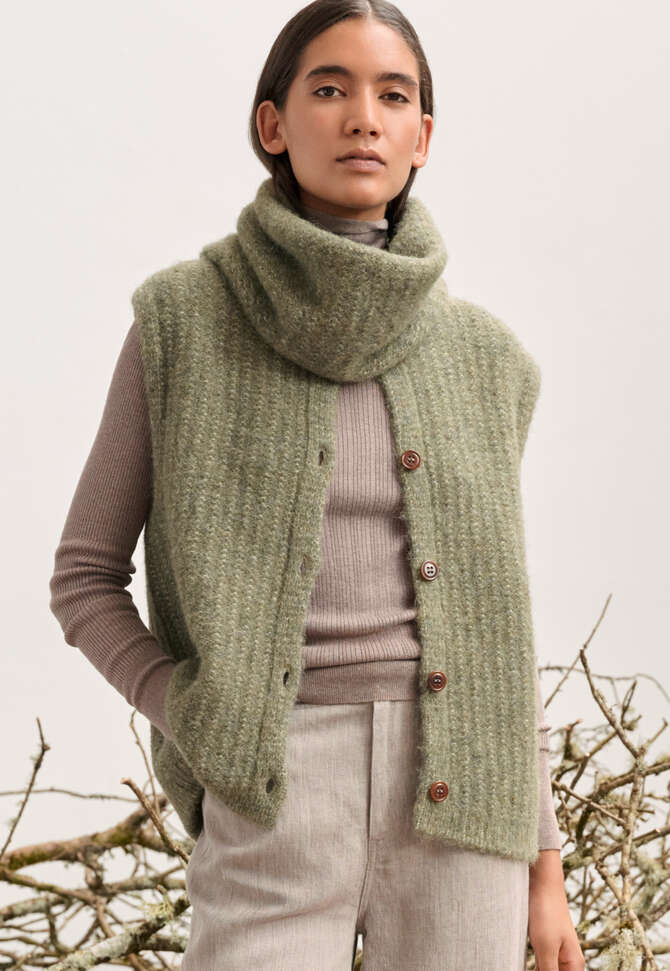 Knitted snood, Khaki, completeTheLook