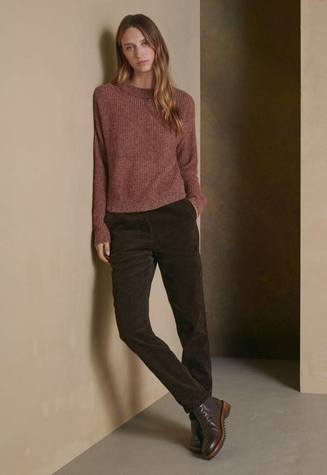 Rib-stitch sweater, Garnet rose, completeTheLook