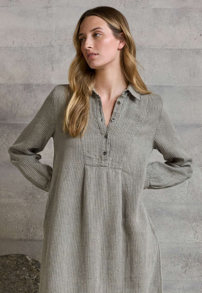 Bib-detail dress, Dark bay, completeTheLook
