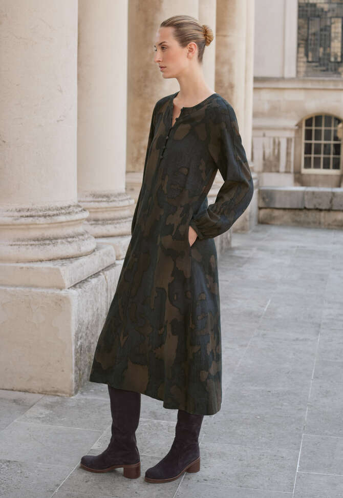 Printed round-neck dress, Ink brown, completeTheLook