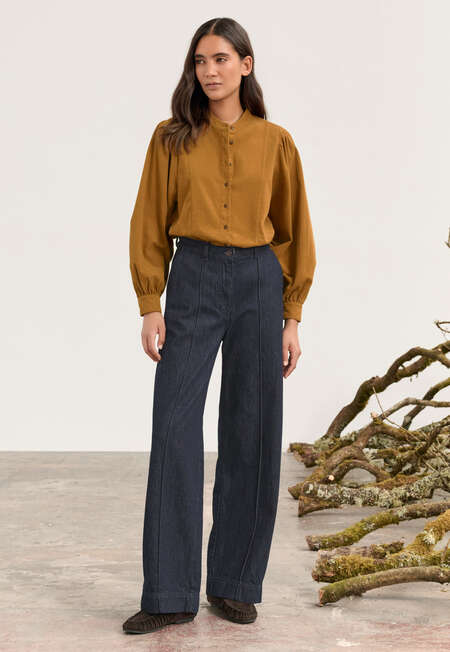 Tailored indigo jeans, Rinse dark wash, completeTheLook