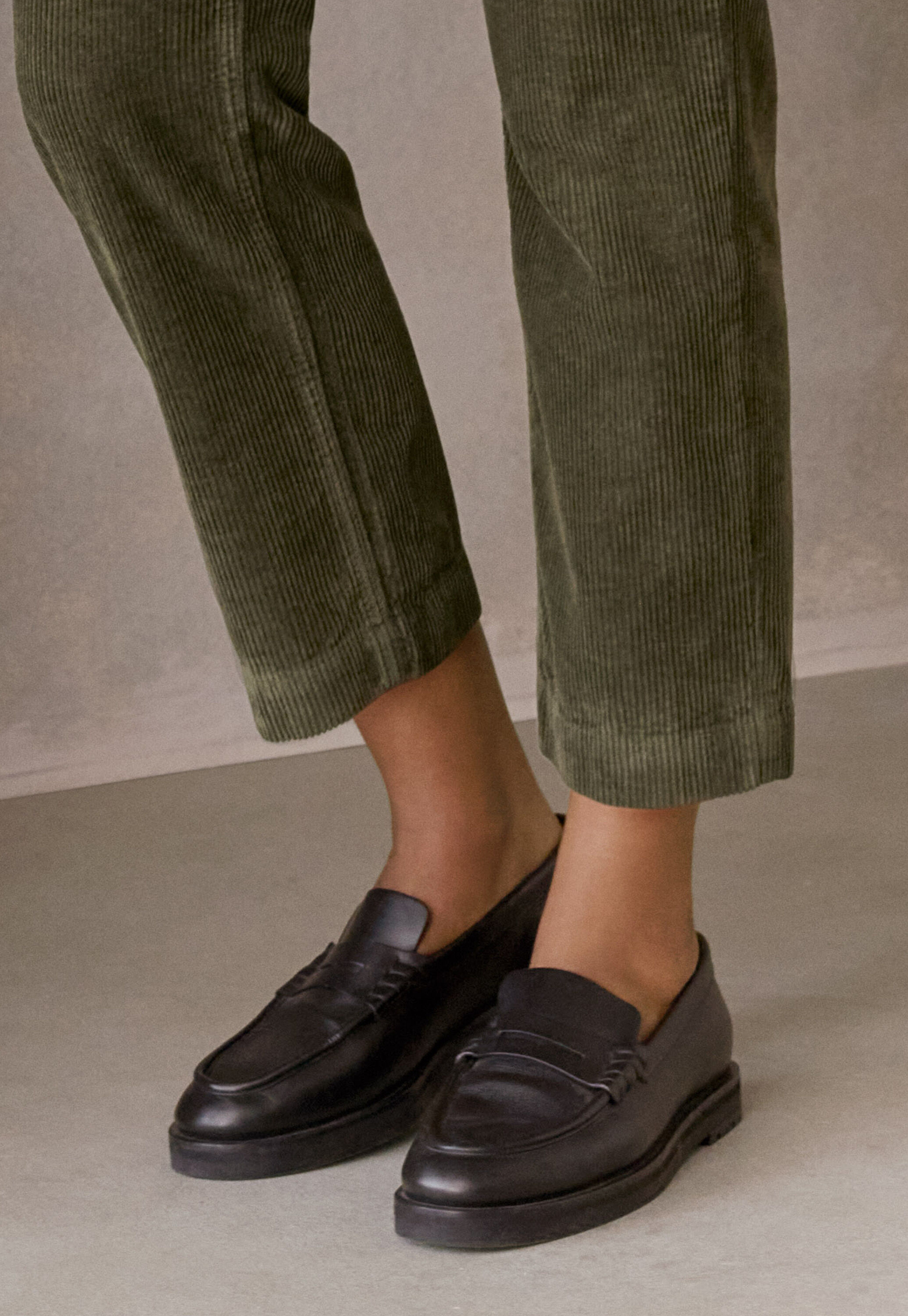 Loafer, Black, large