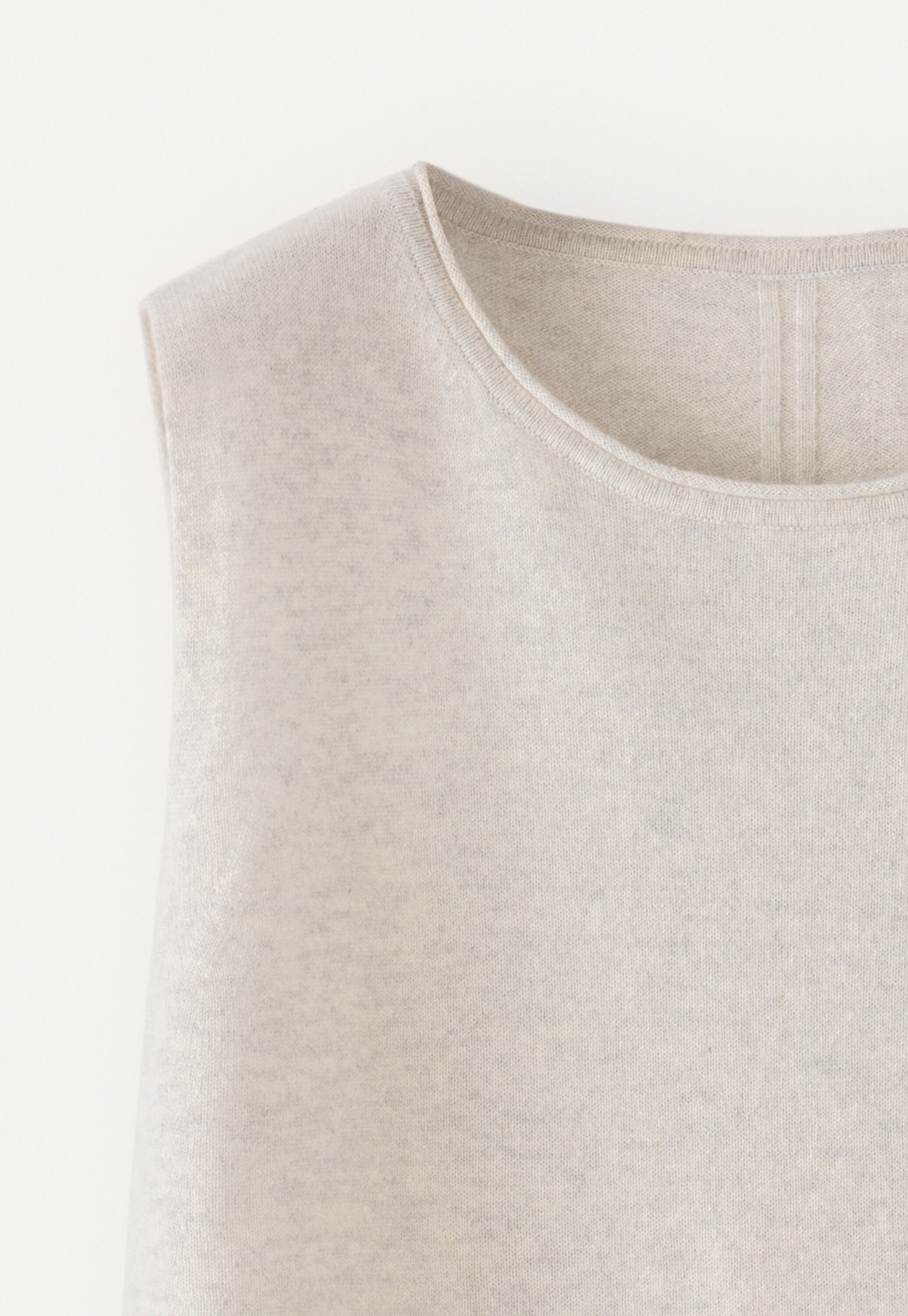 Knitted sleeveless sweater, Grey pearl, large