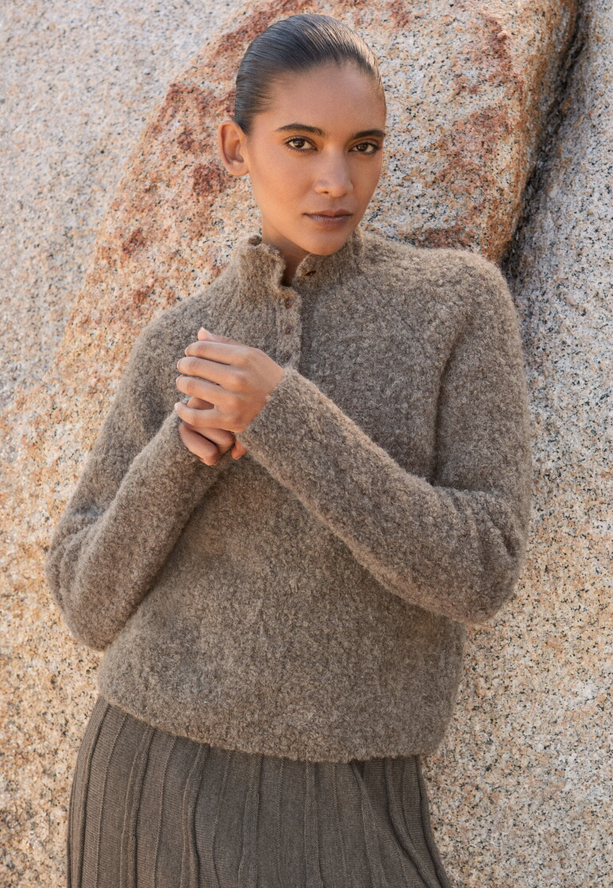 Button-neck sweater