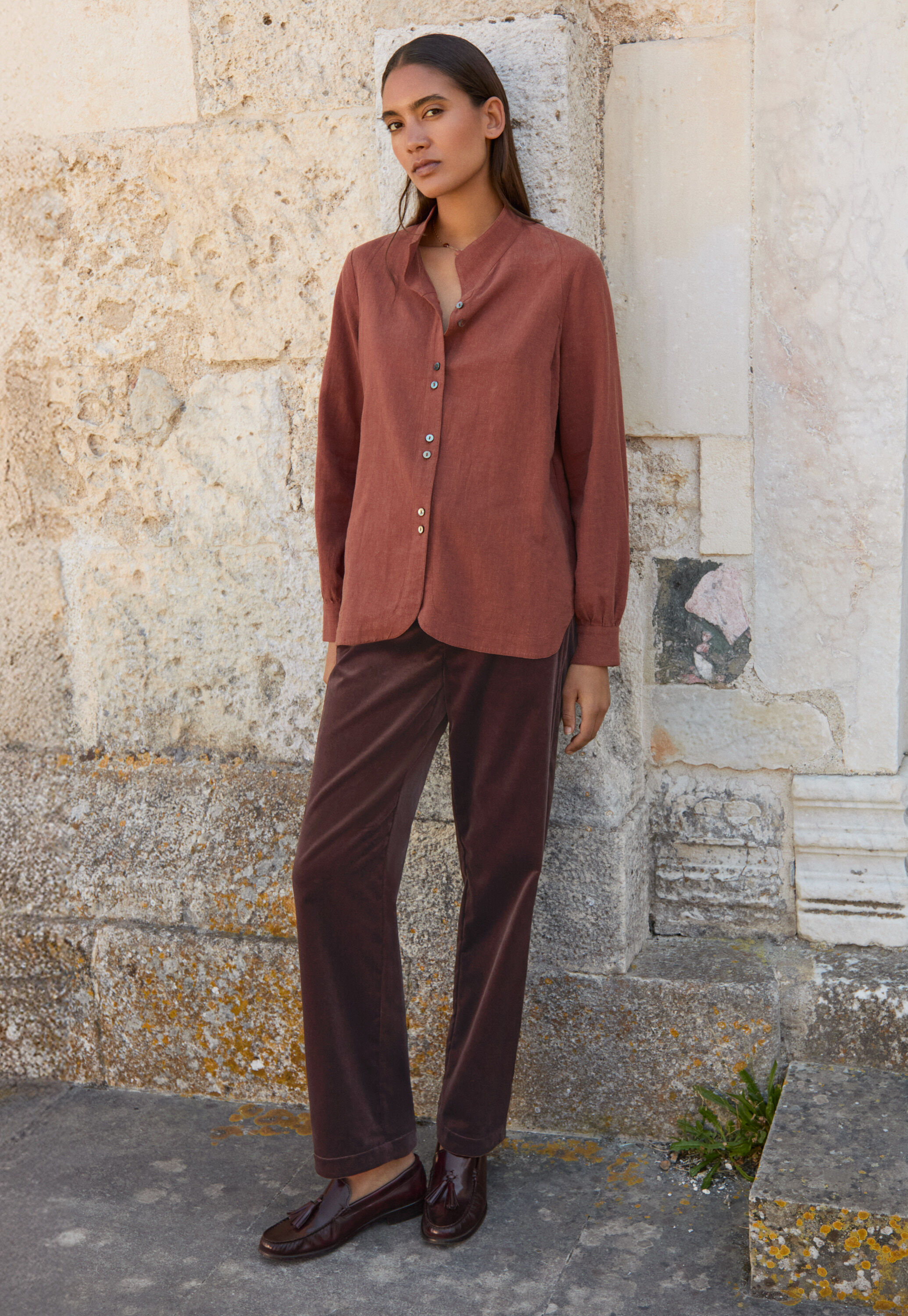 Straight-leg trousers
