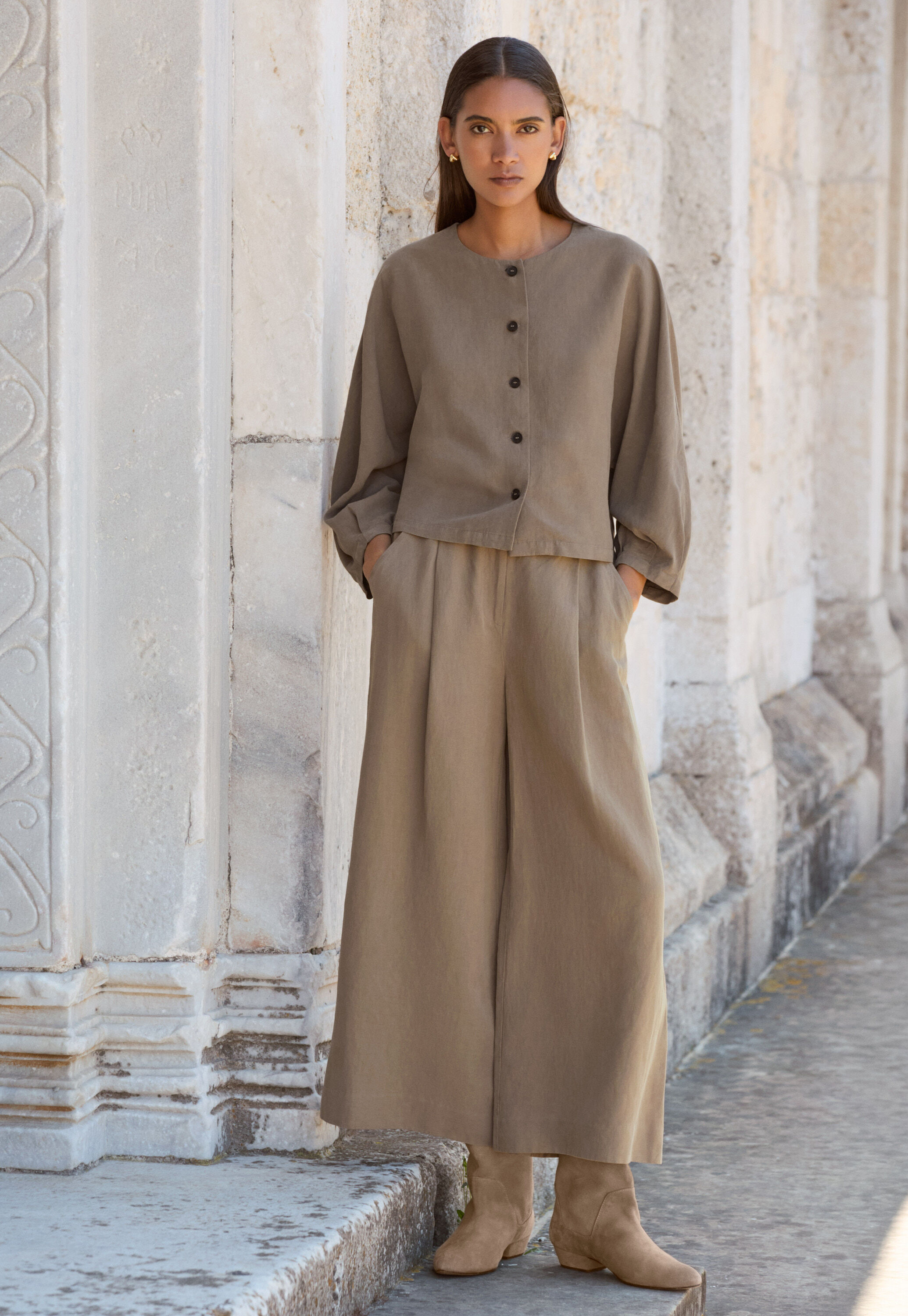 Wide & cropped trousers