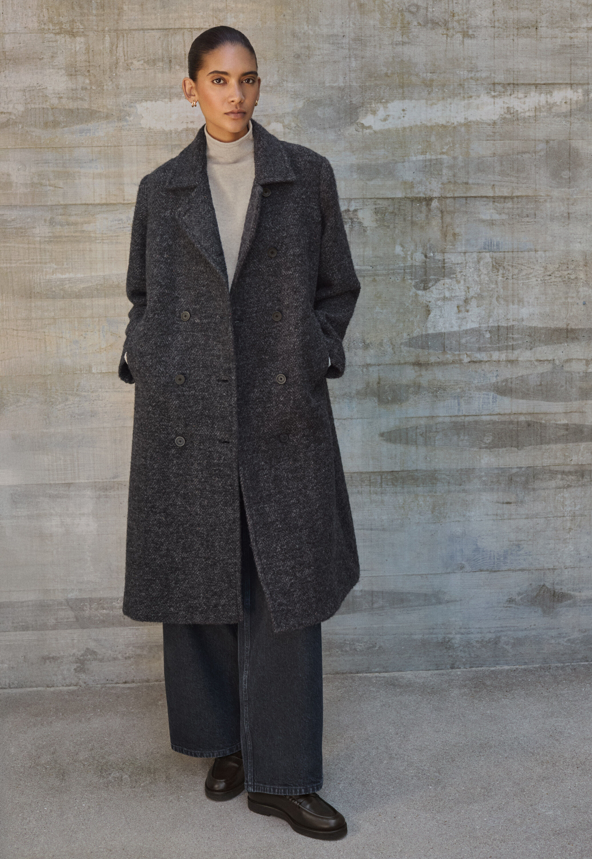 Boucl&eacute; coat