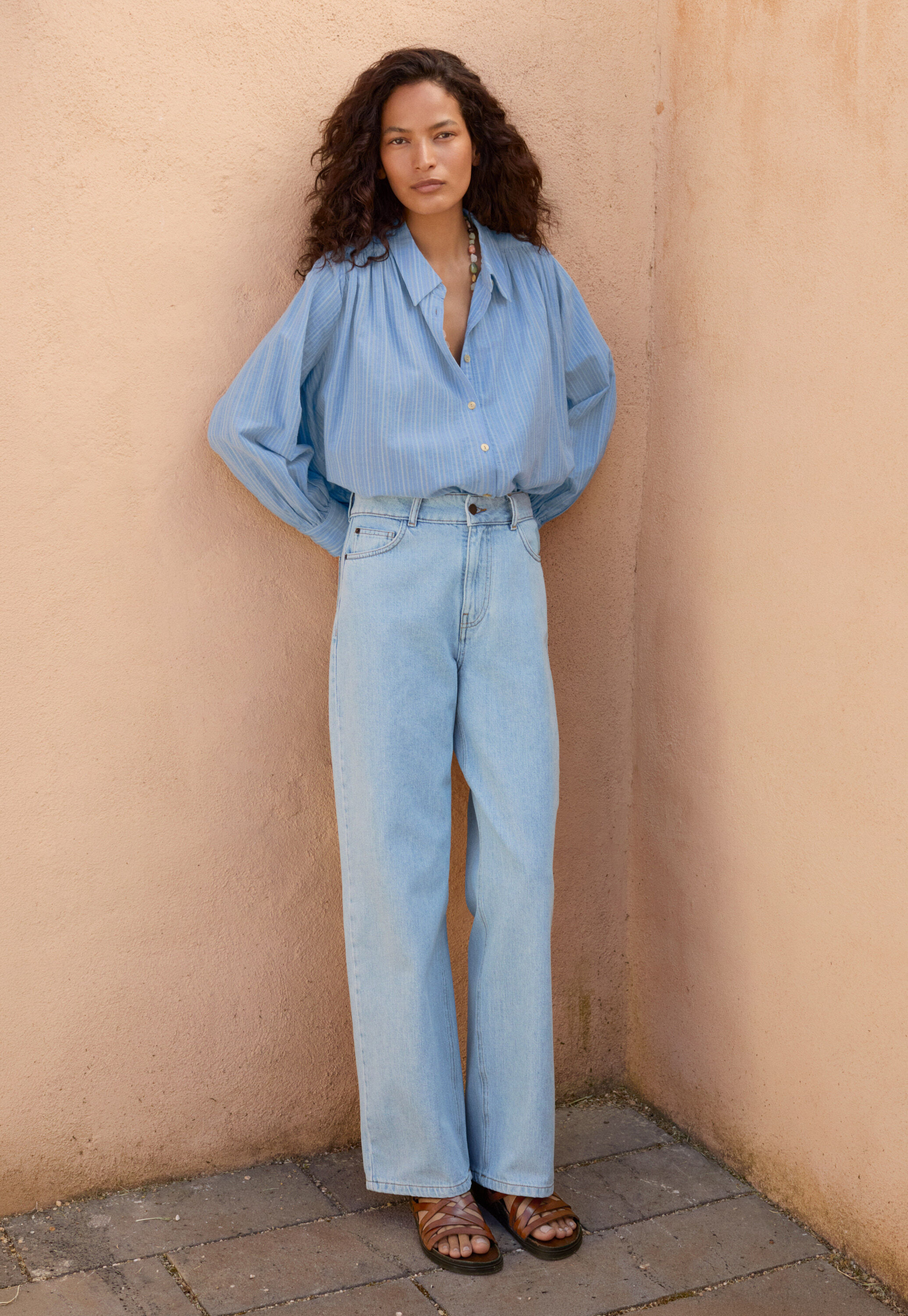 Straight-leg jeans