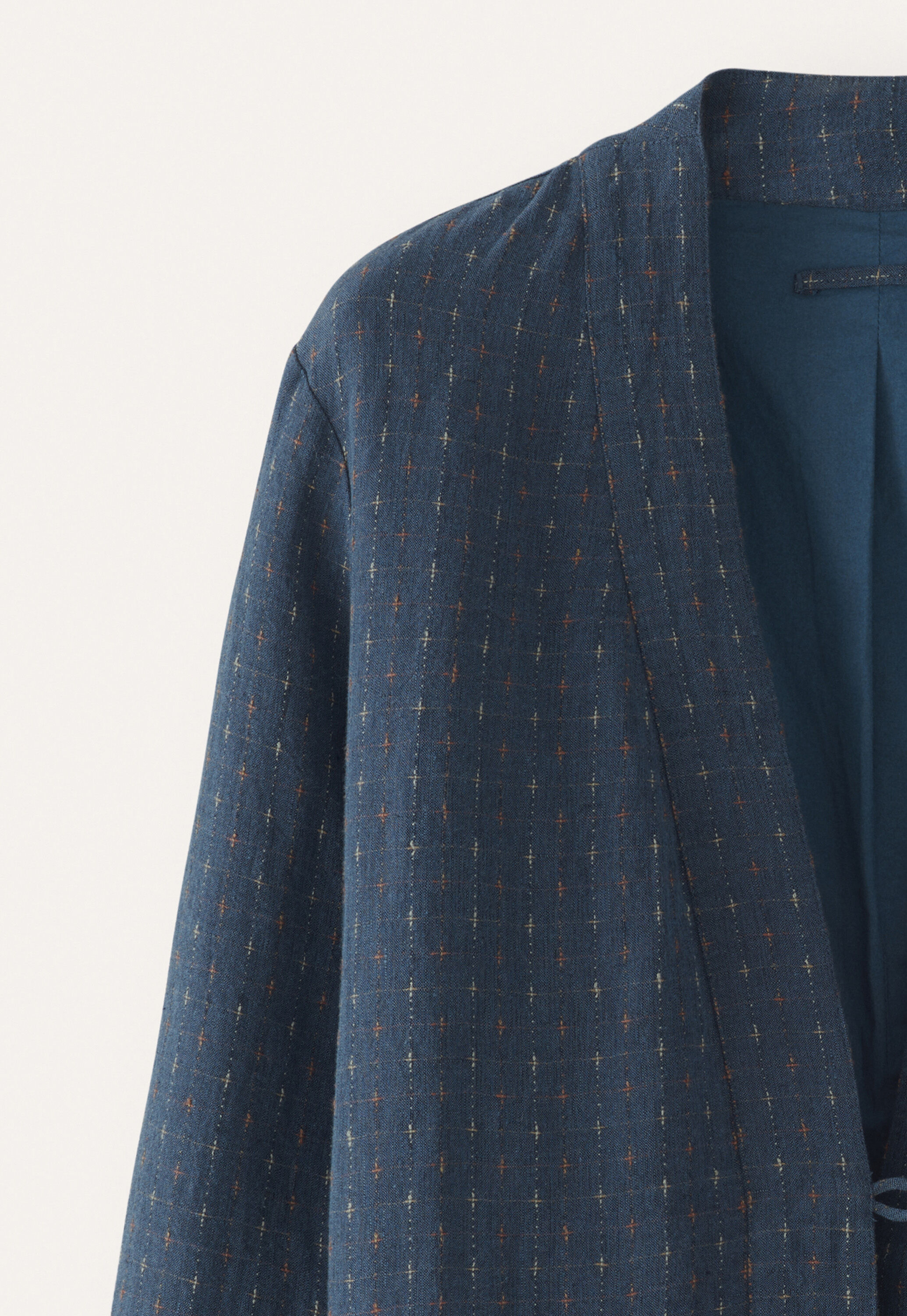 Cross-pattern jacket