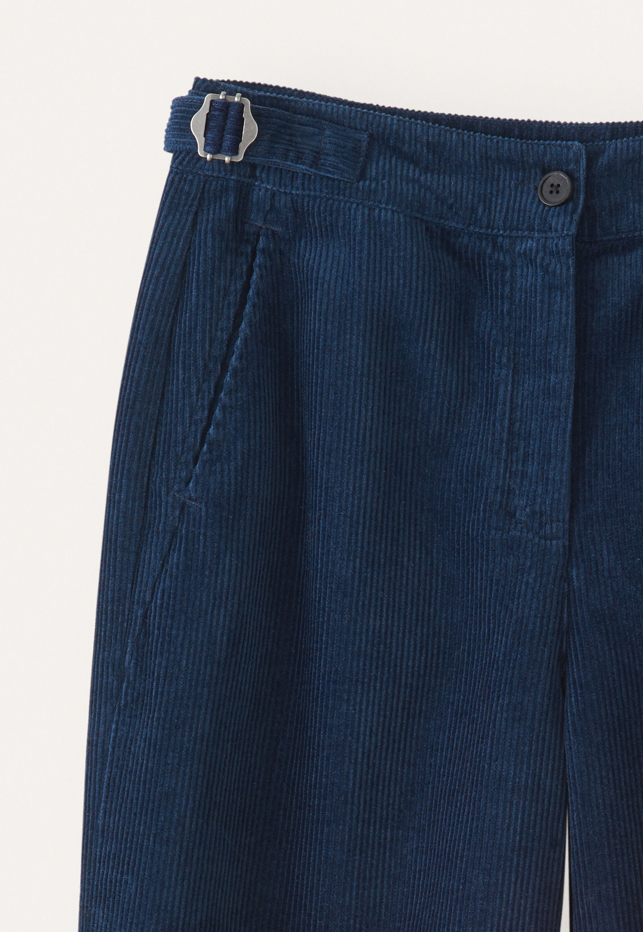 Cropped tapered-leg trousers