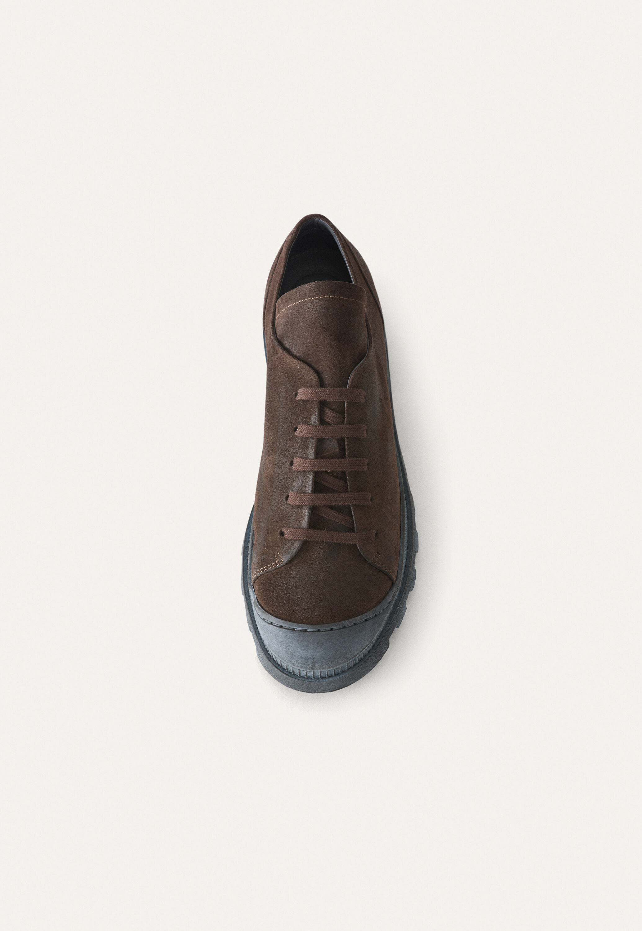 Lace-up trainers