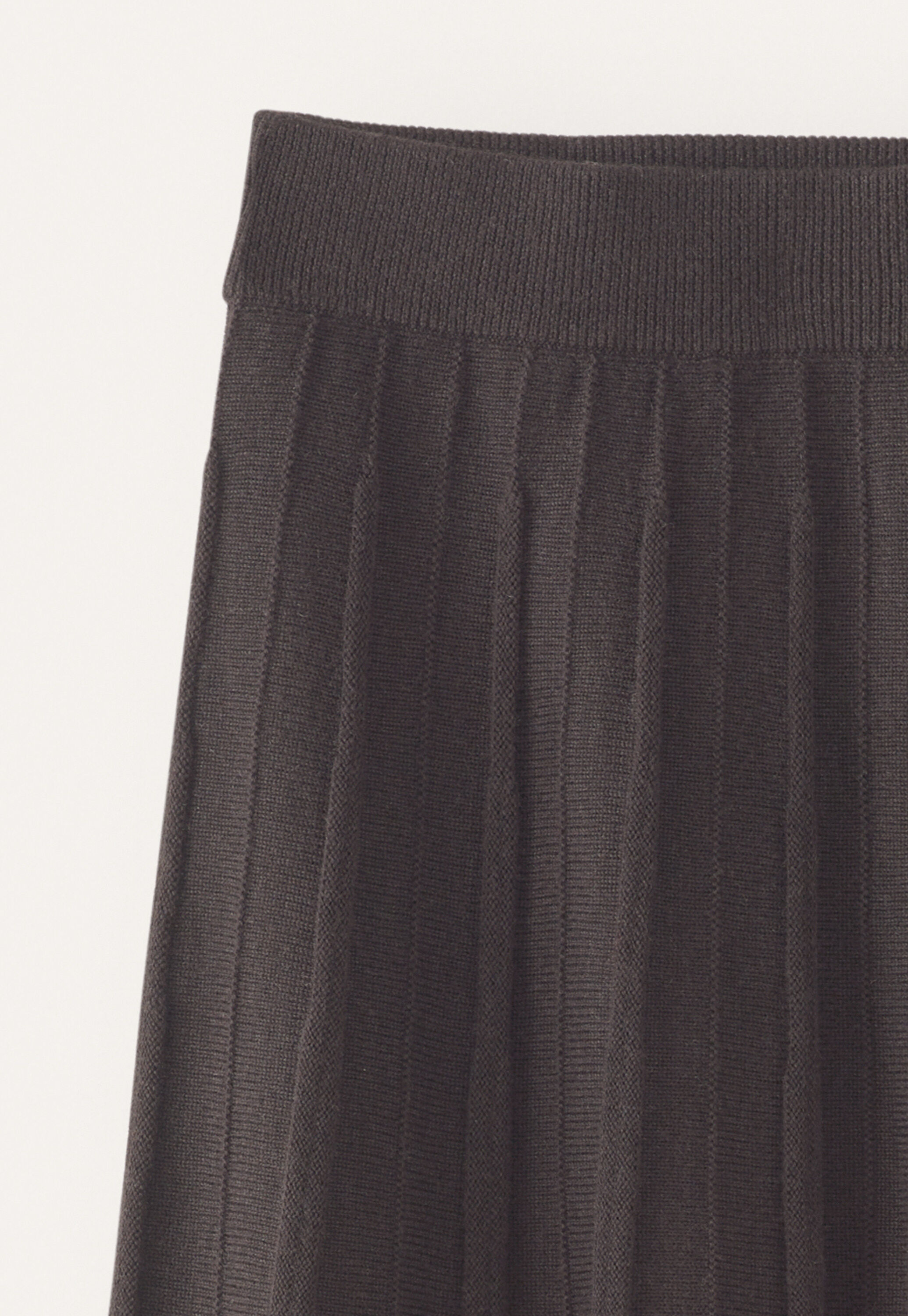 Tuck-stitch merino skirt