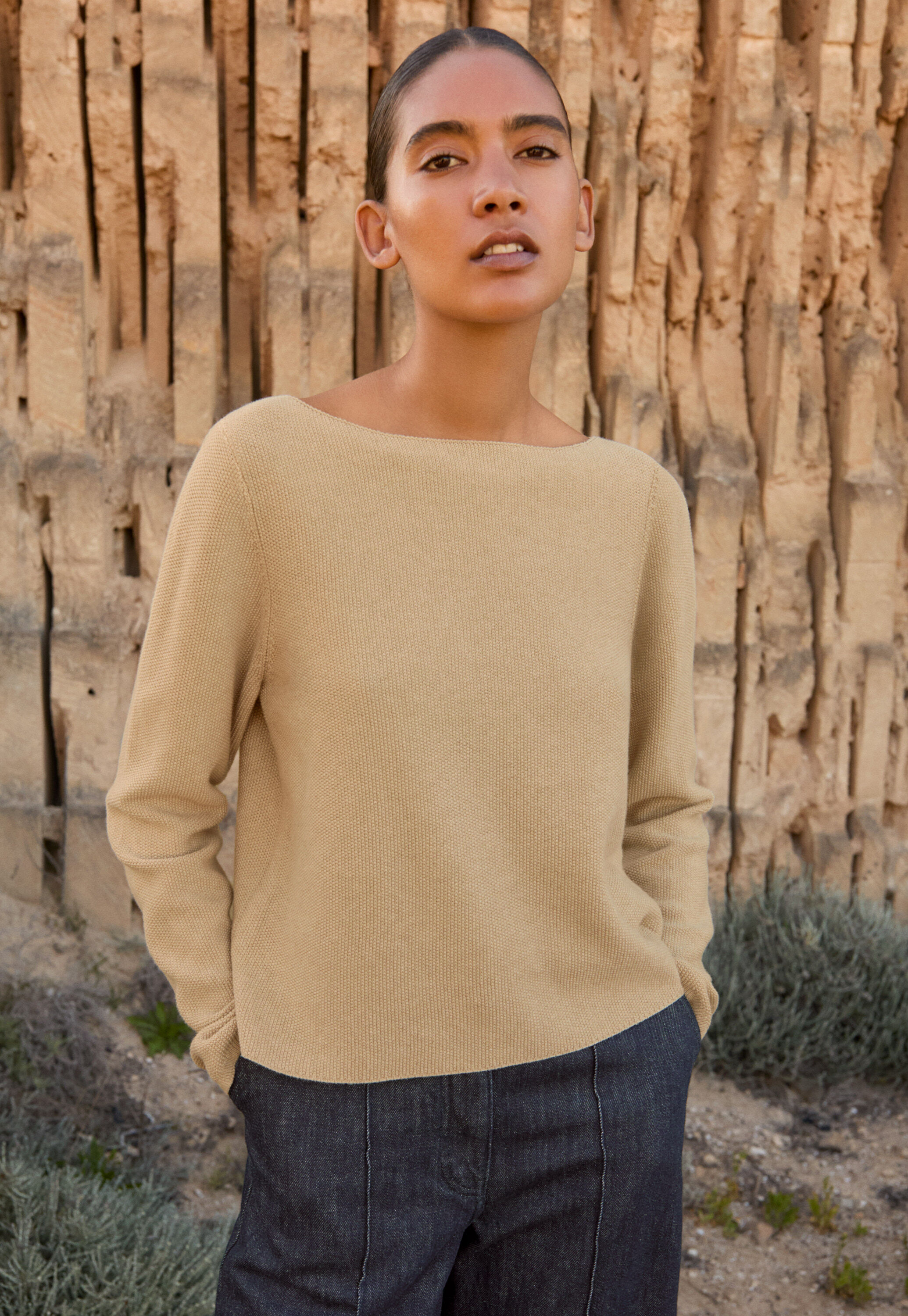 Boat-neck sweater