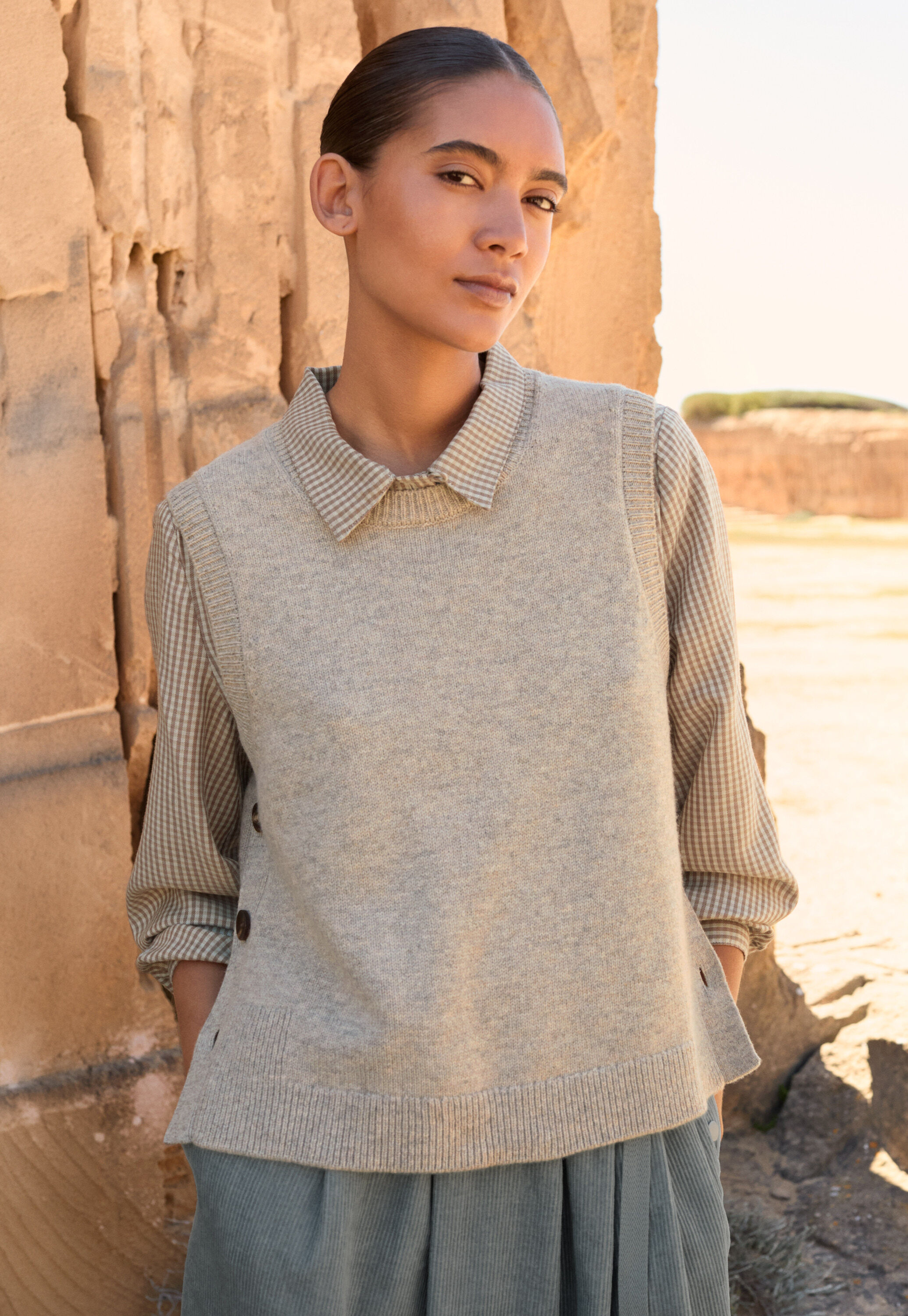 Sleeveless sweater