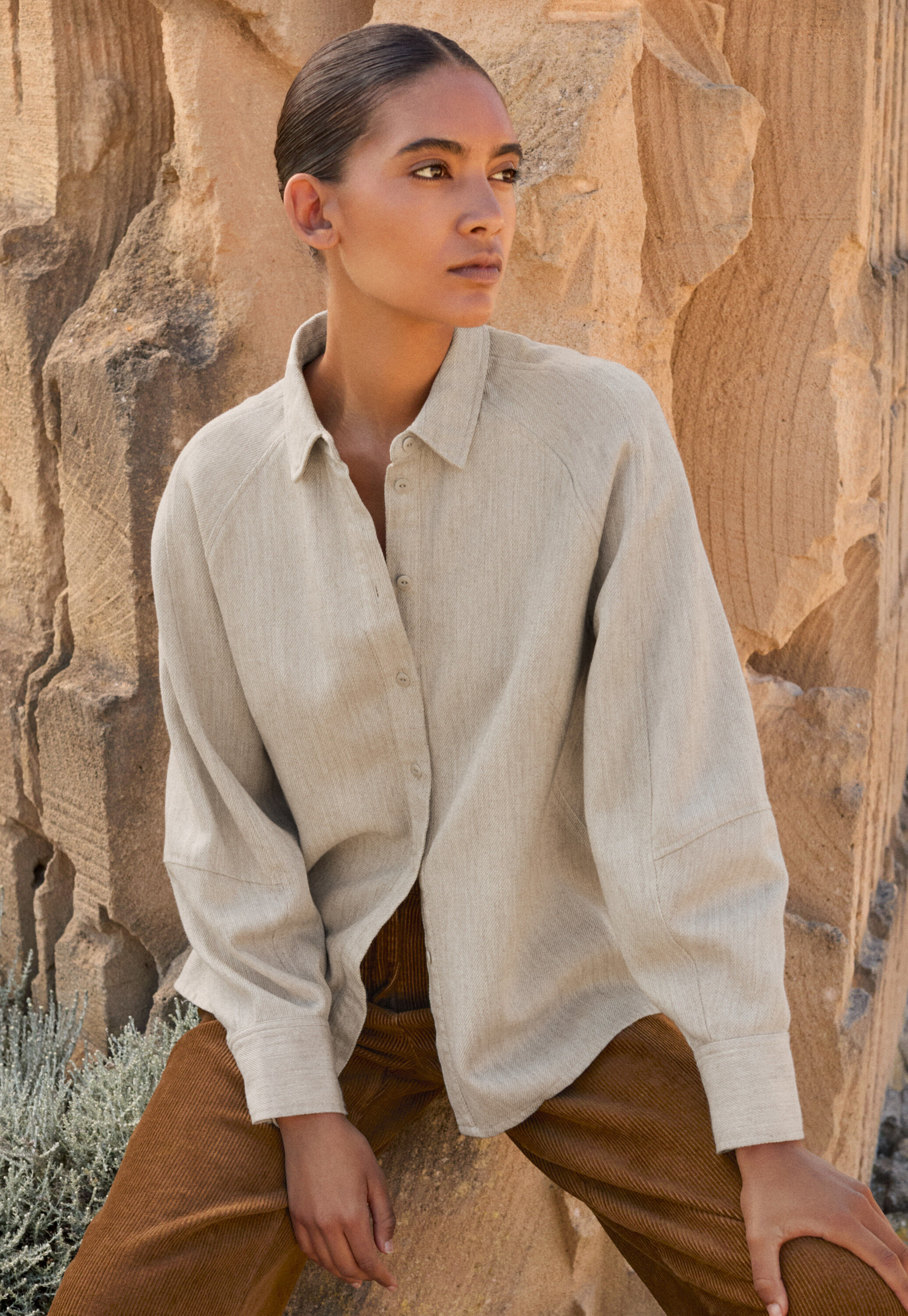 Raglan-sleeve blouse