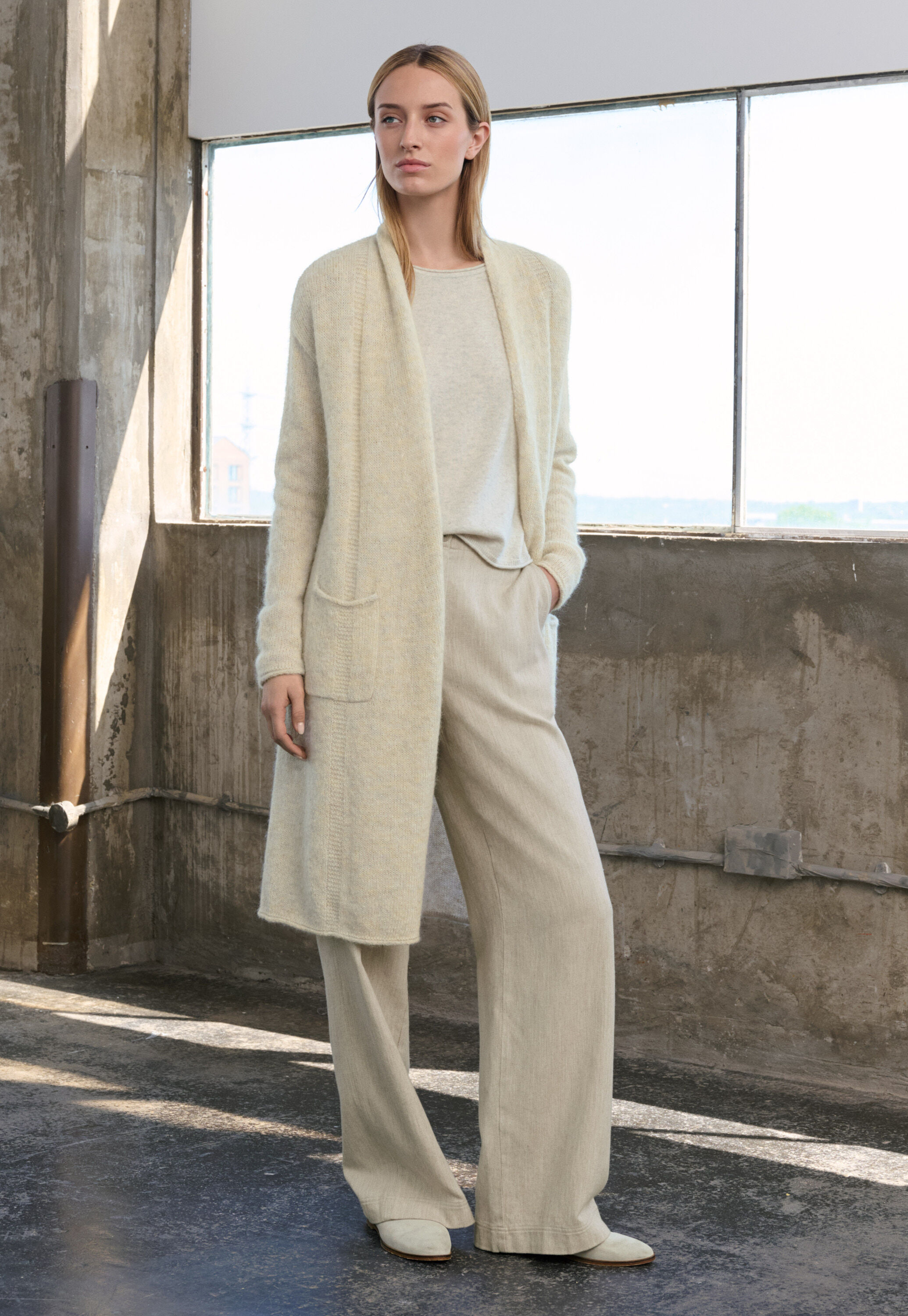 Edge-to-edge cardigan