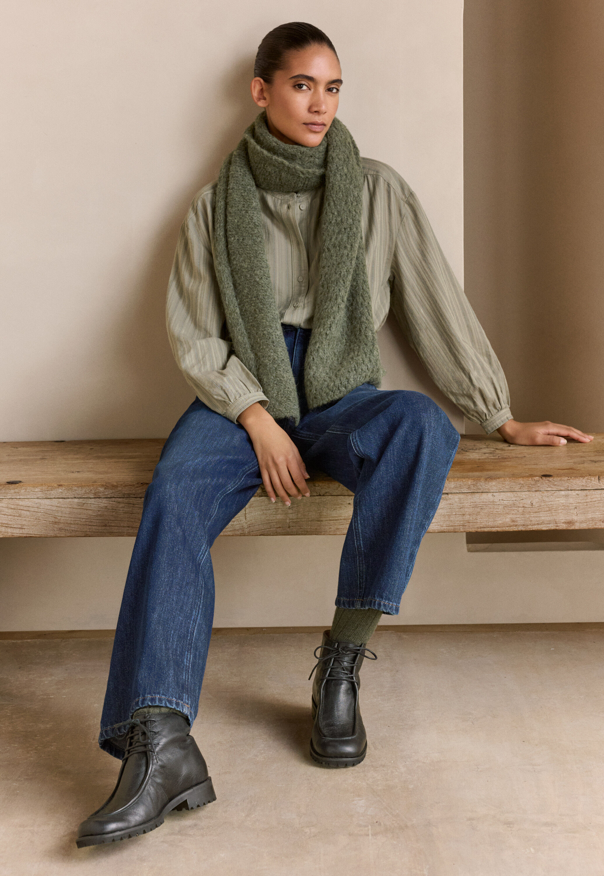 Knitted scarf