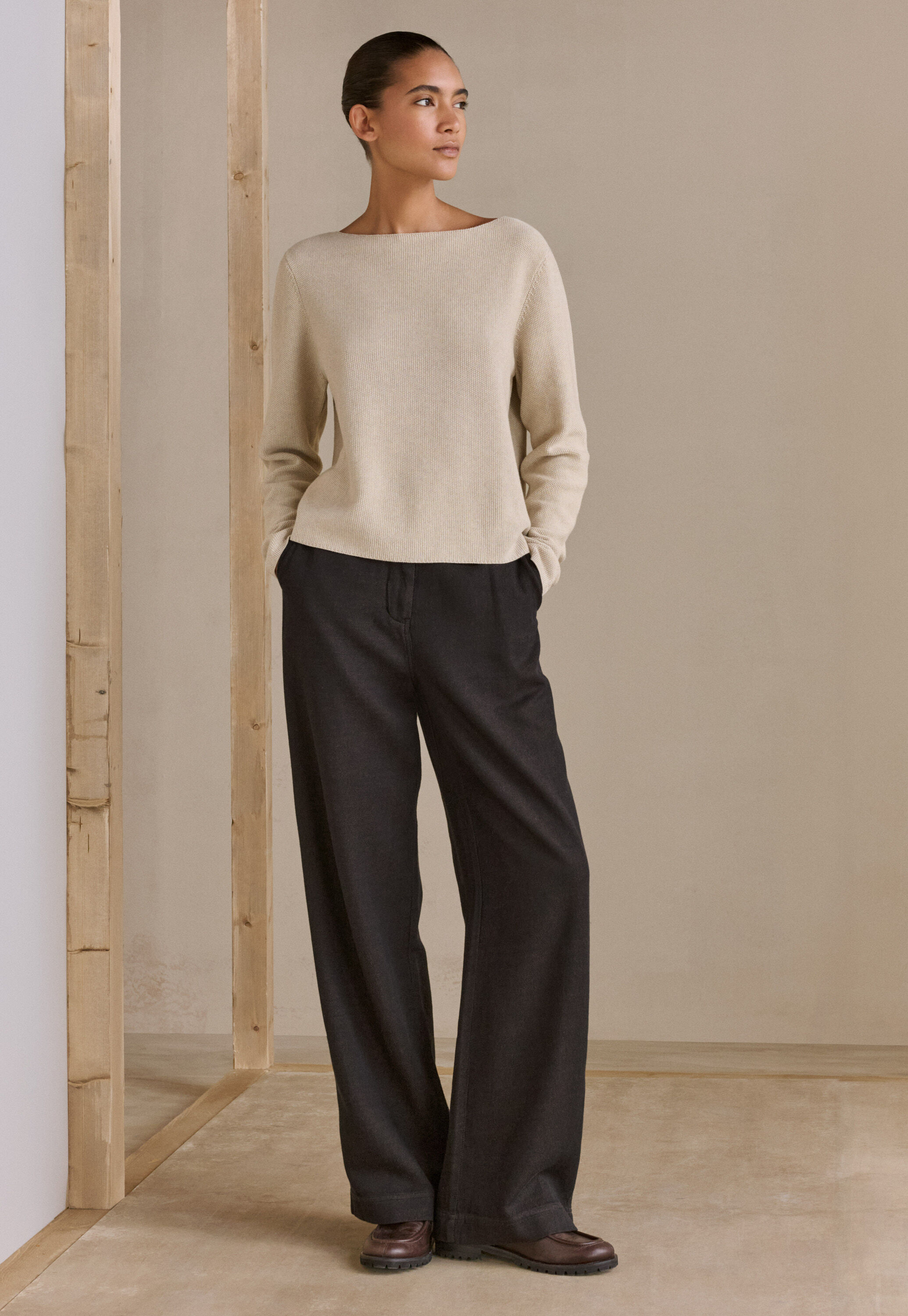 Boat-neck sweater