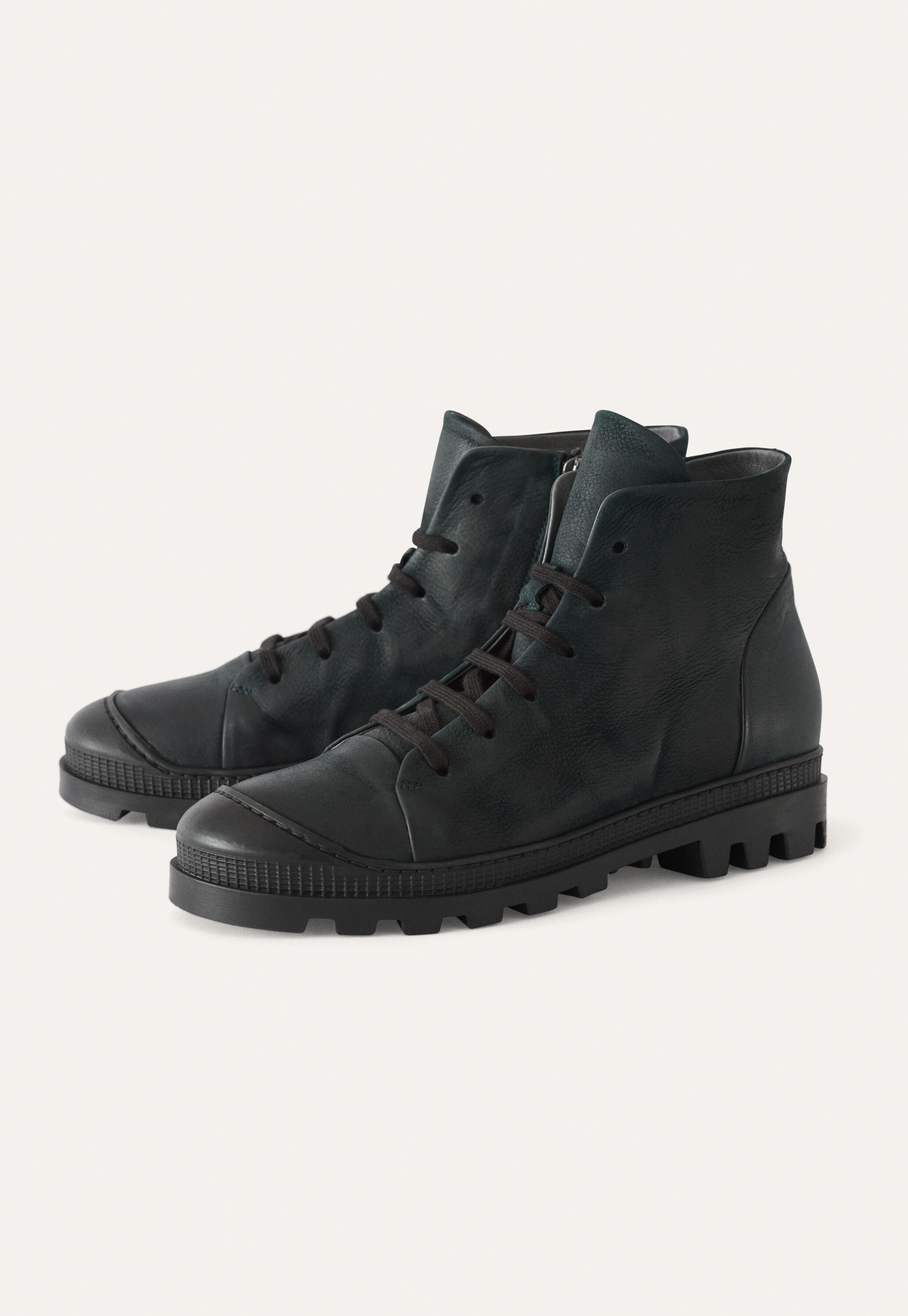 Lace-up boots