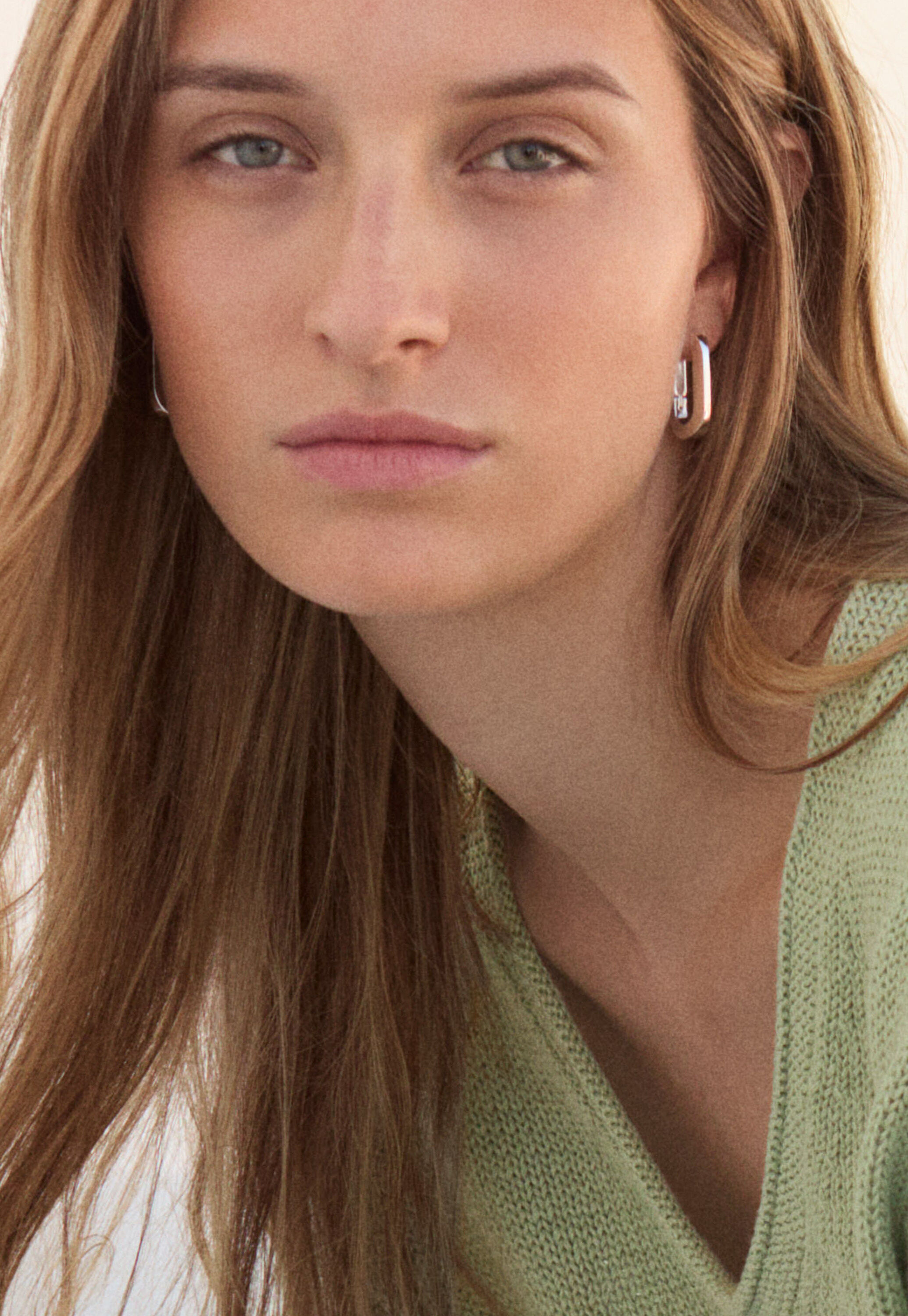 U-link earrings