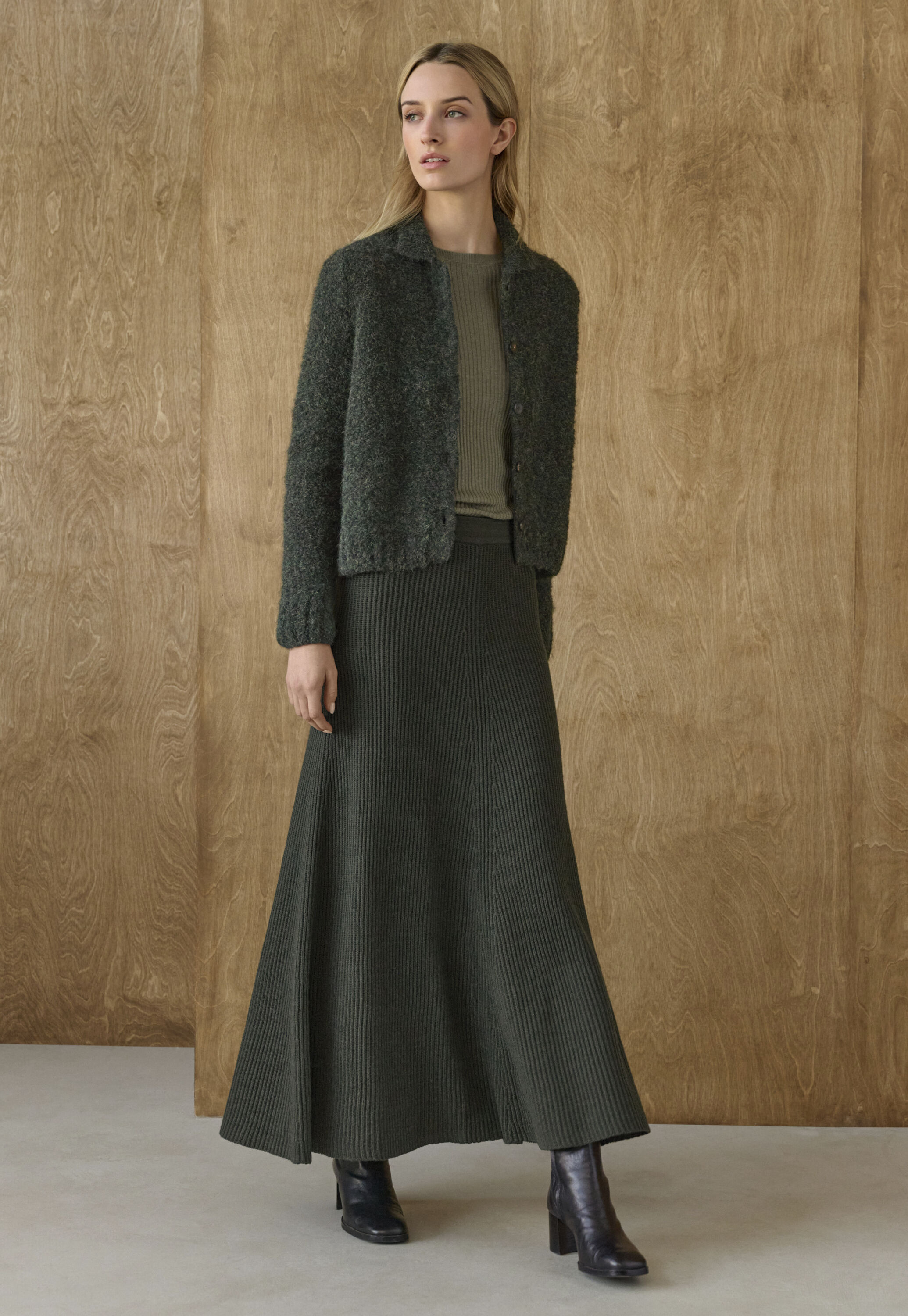 Collared cardigan