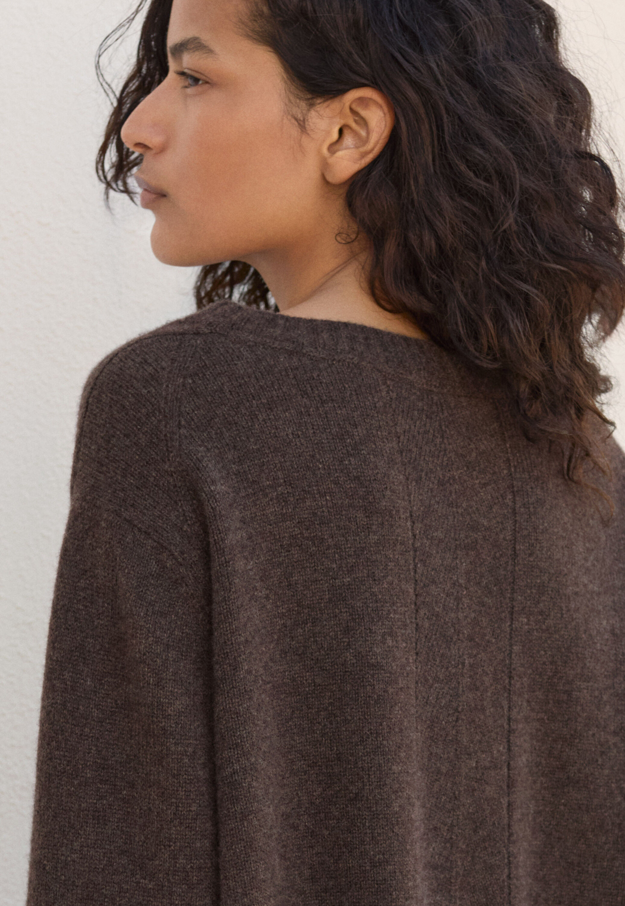 Round-neck sweater