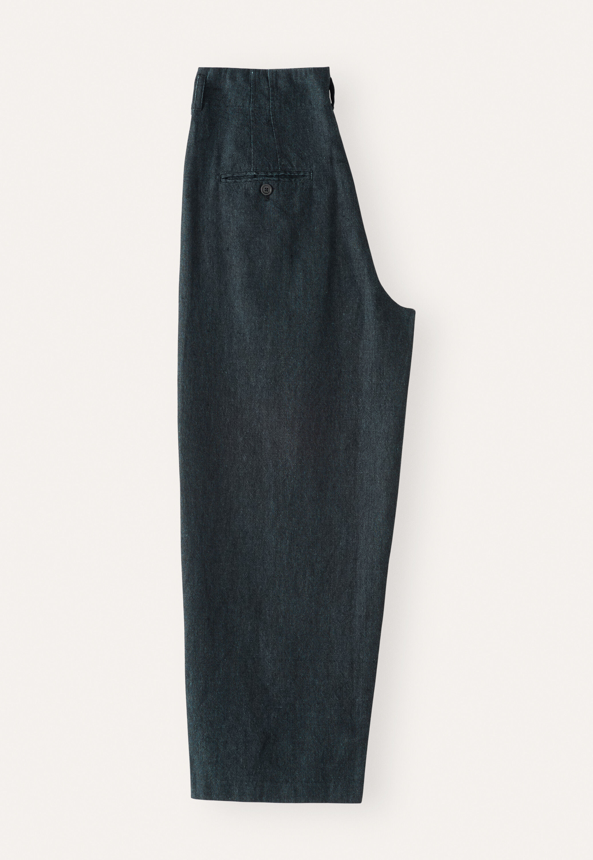 Barrel-leg trousers