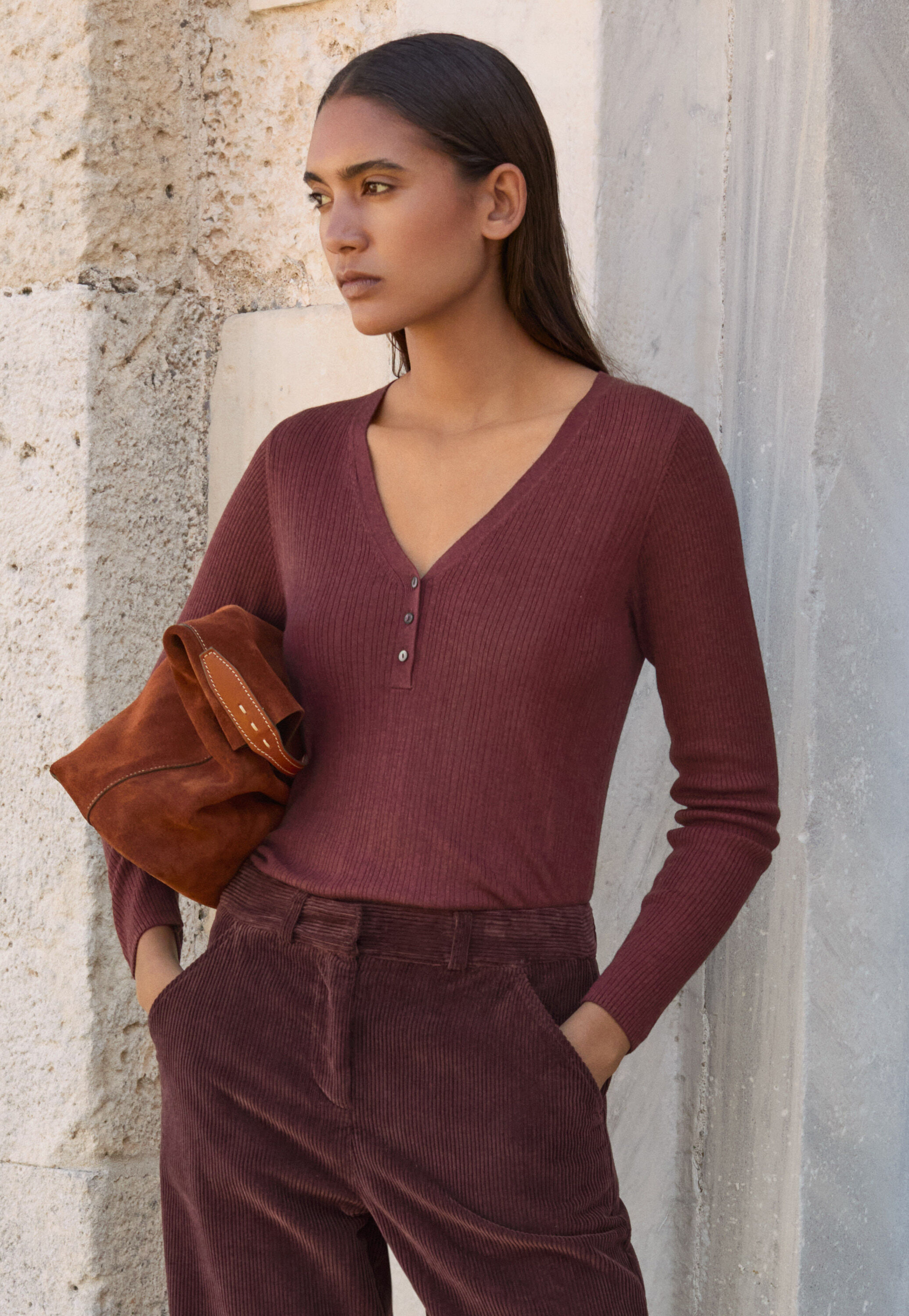 Ribbed v-neck sweater