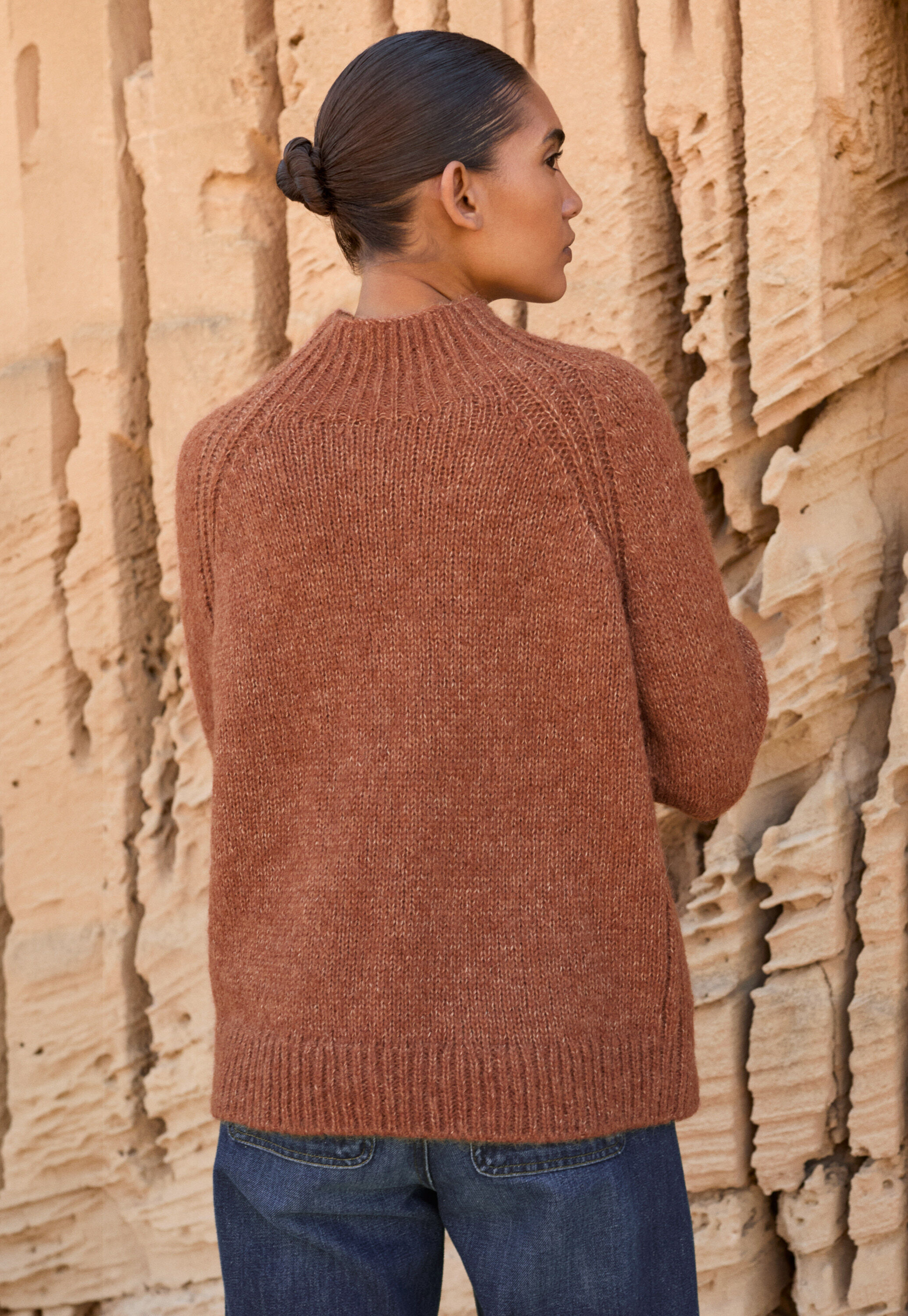 Round-neck sweater