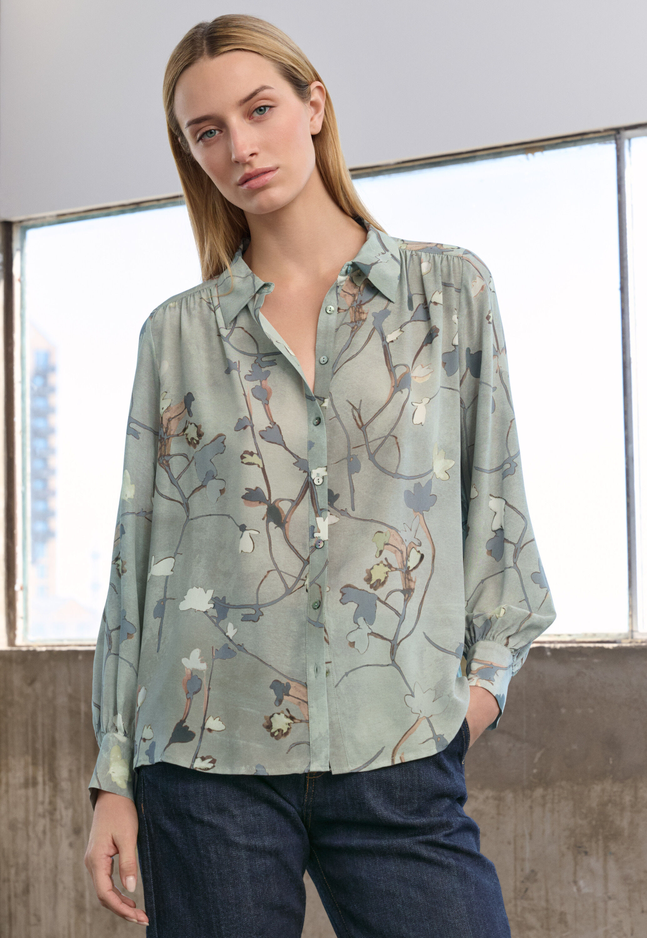 Patch pocket blouse