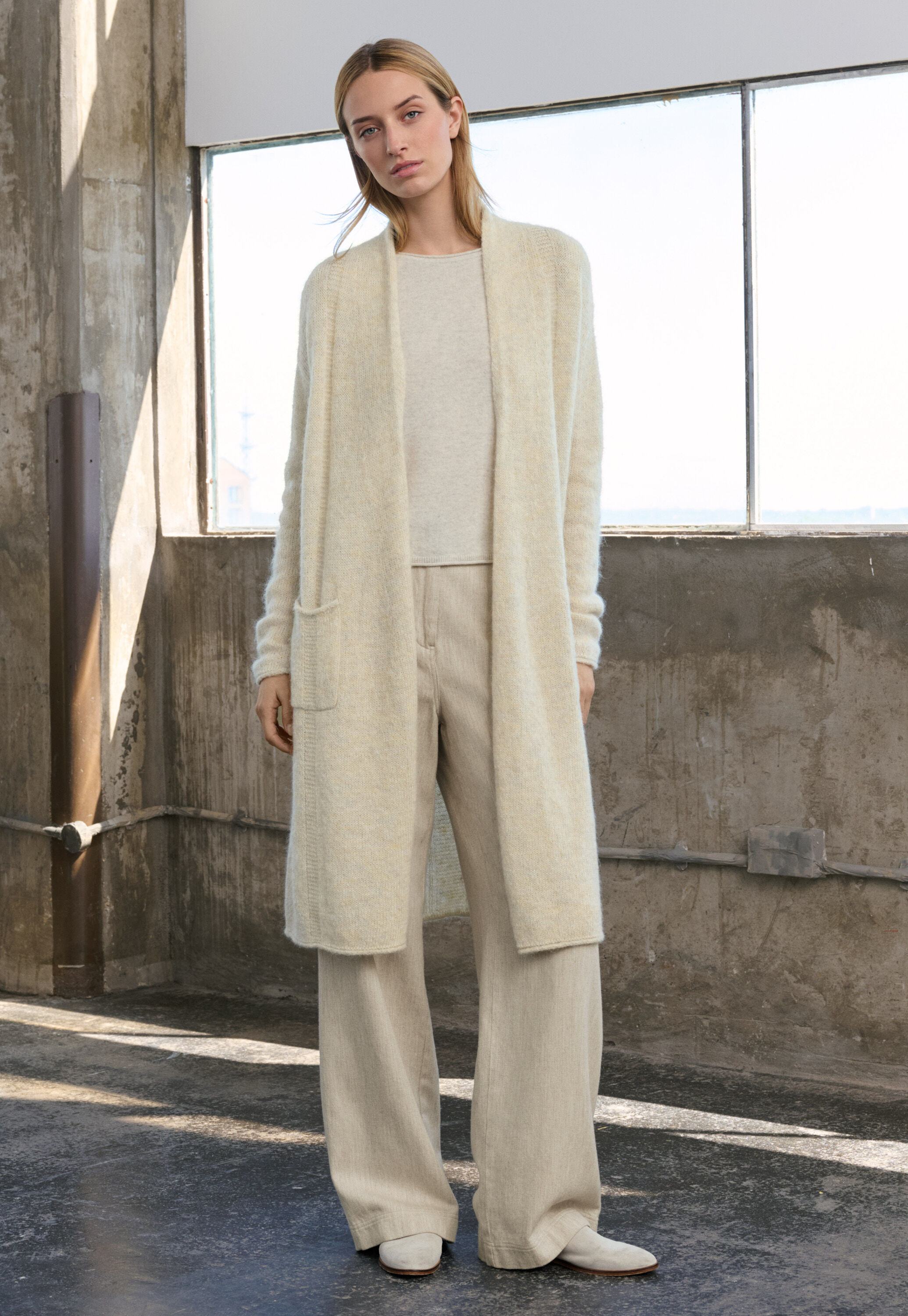 Edge-to-edge cardigan